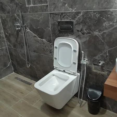Lida * Sarandë